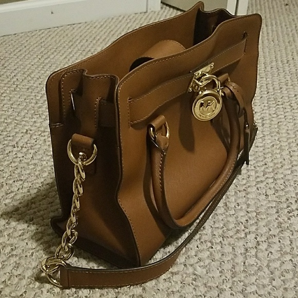Michael Kors Handbag - Picture 2 of 7